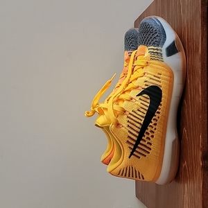 Nike Yellow and Black Knit Sneakers